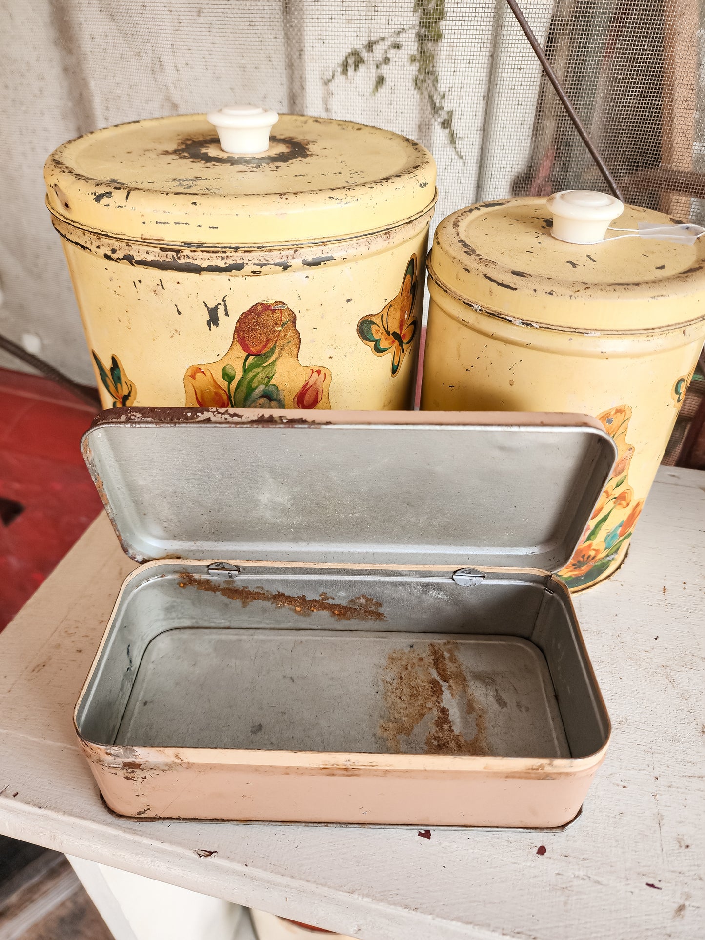 Pale Pink Metal Accessories Tin