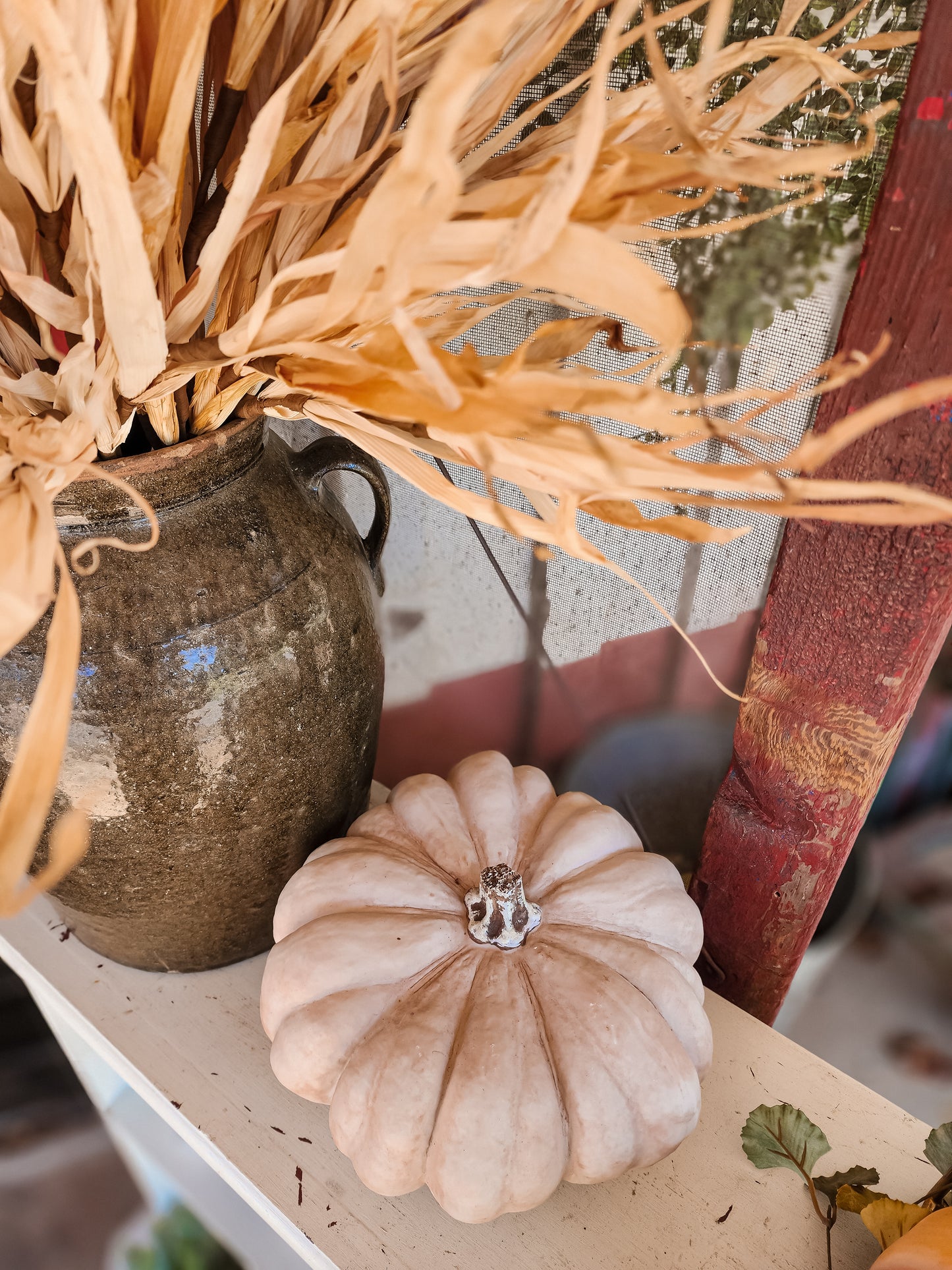 Harvest Husk Bush (Assorted Color)