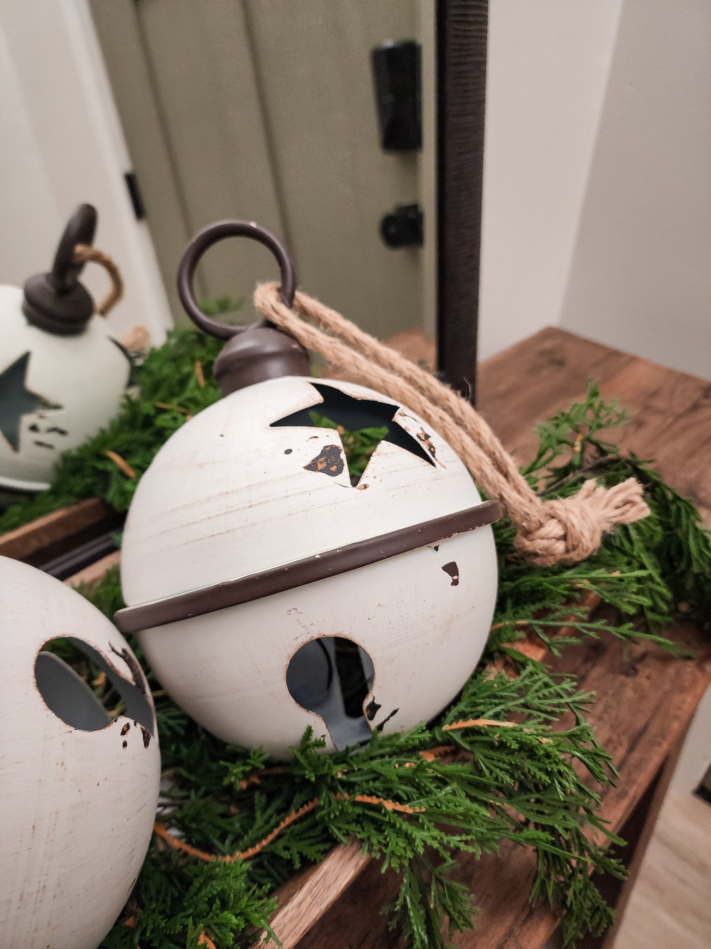 White Chippy Jingle Bell