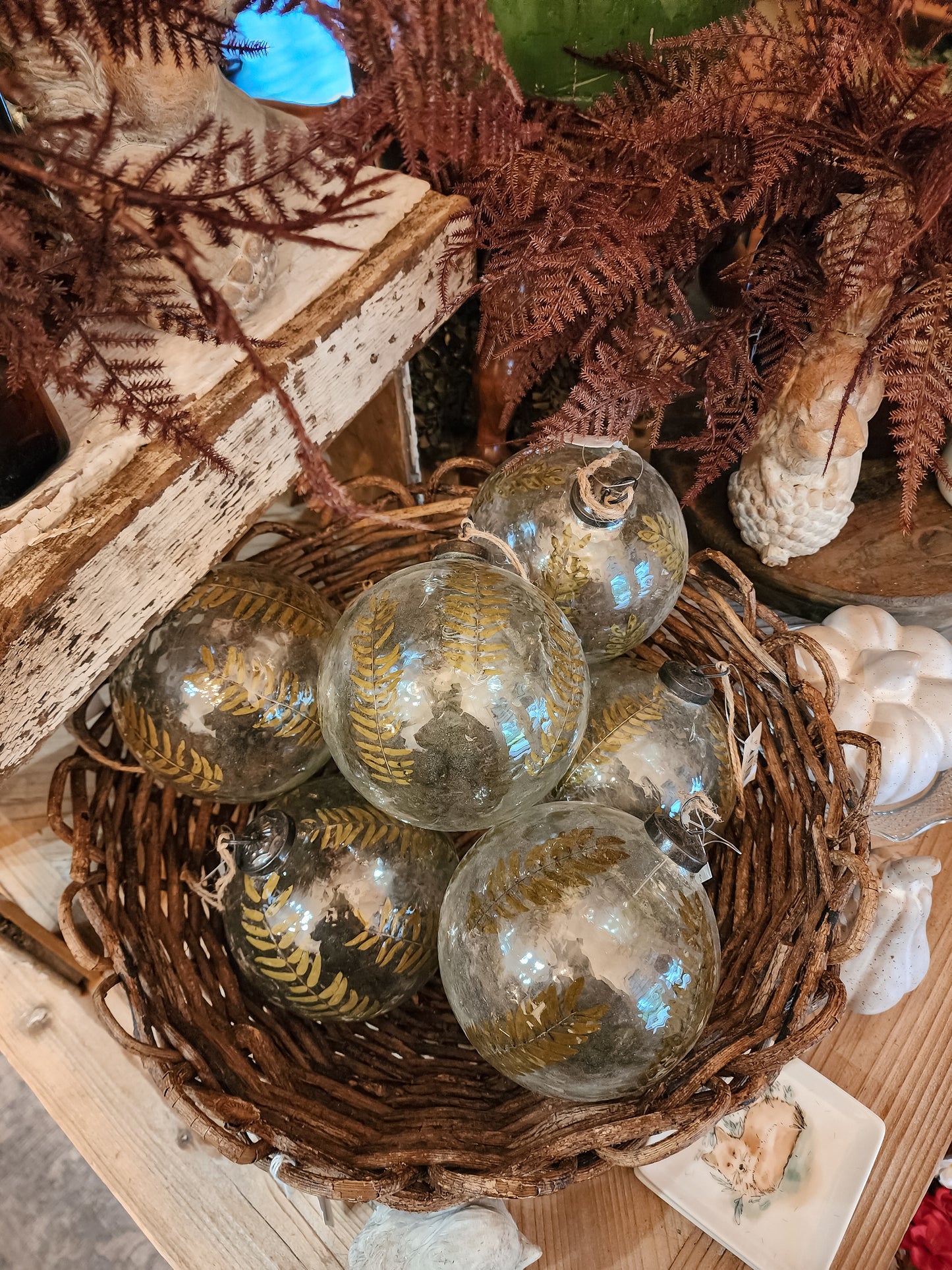 Dried Leaf Orb/ Glass Ornament (Assorted)