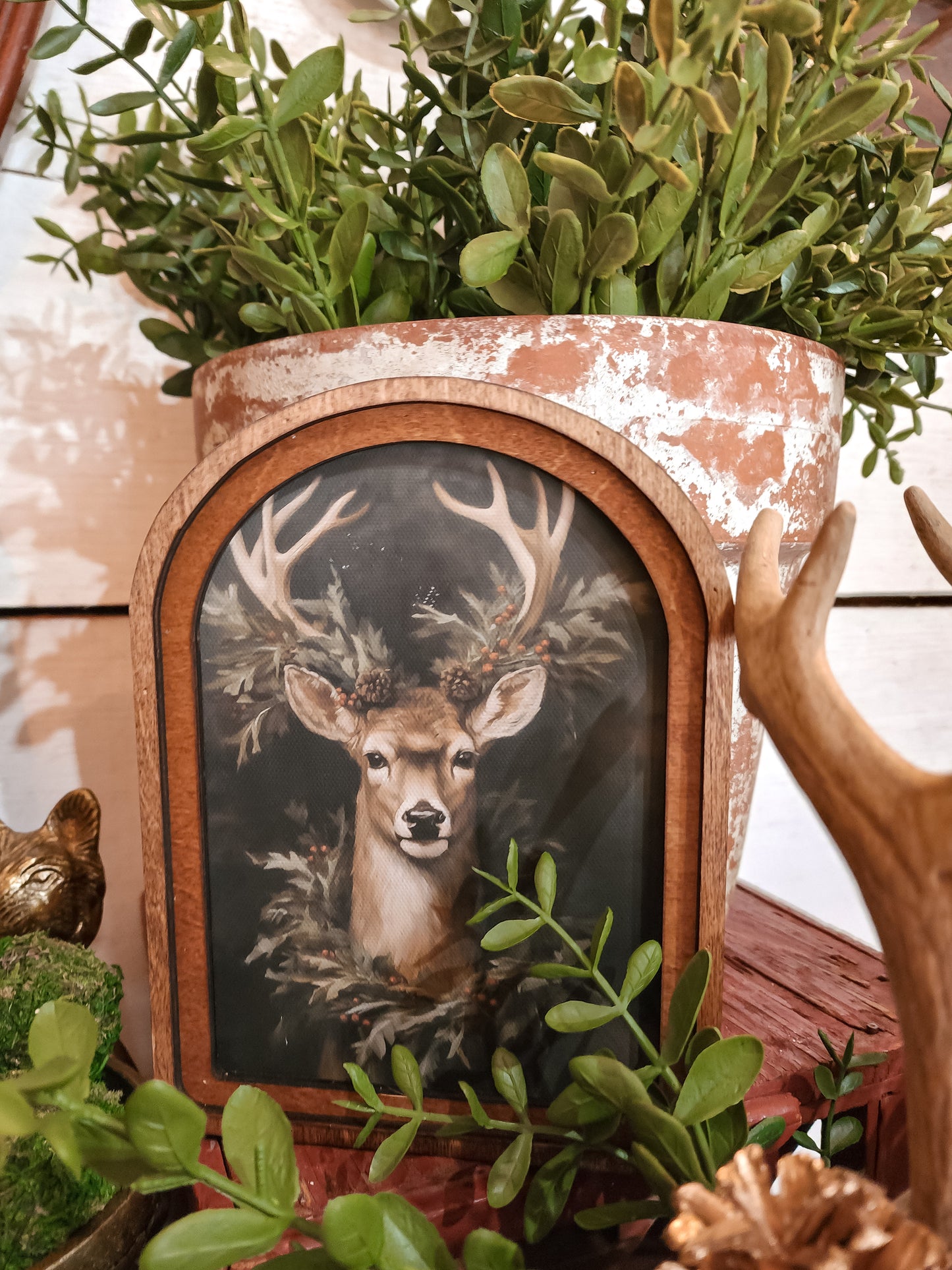 Arch Top Deer with Wreath Sketch Framed Art