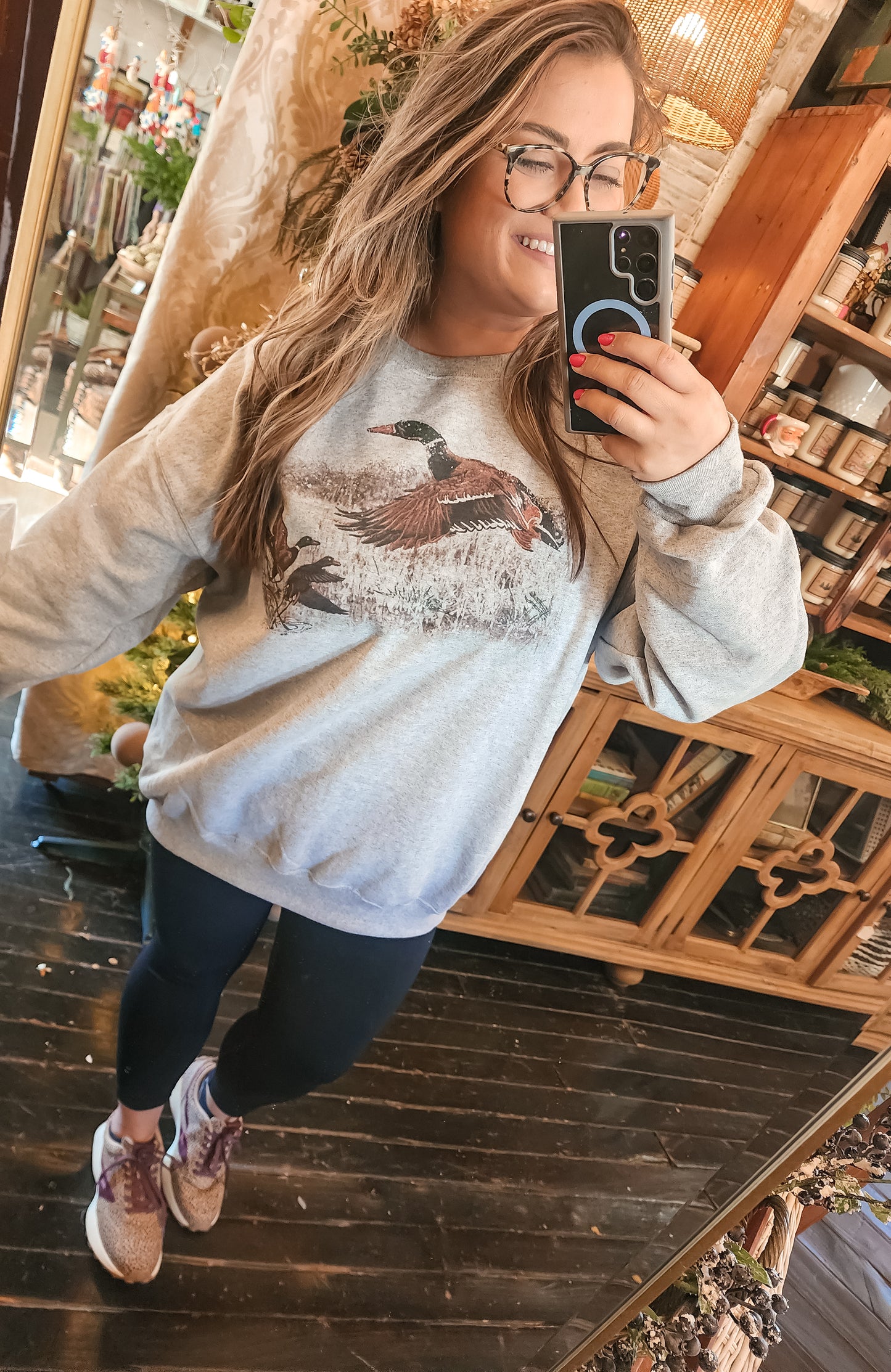 Retro Duck Scene: Adult XXLARGE / Grey Sweatshirt
