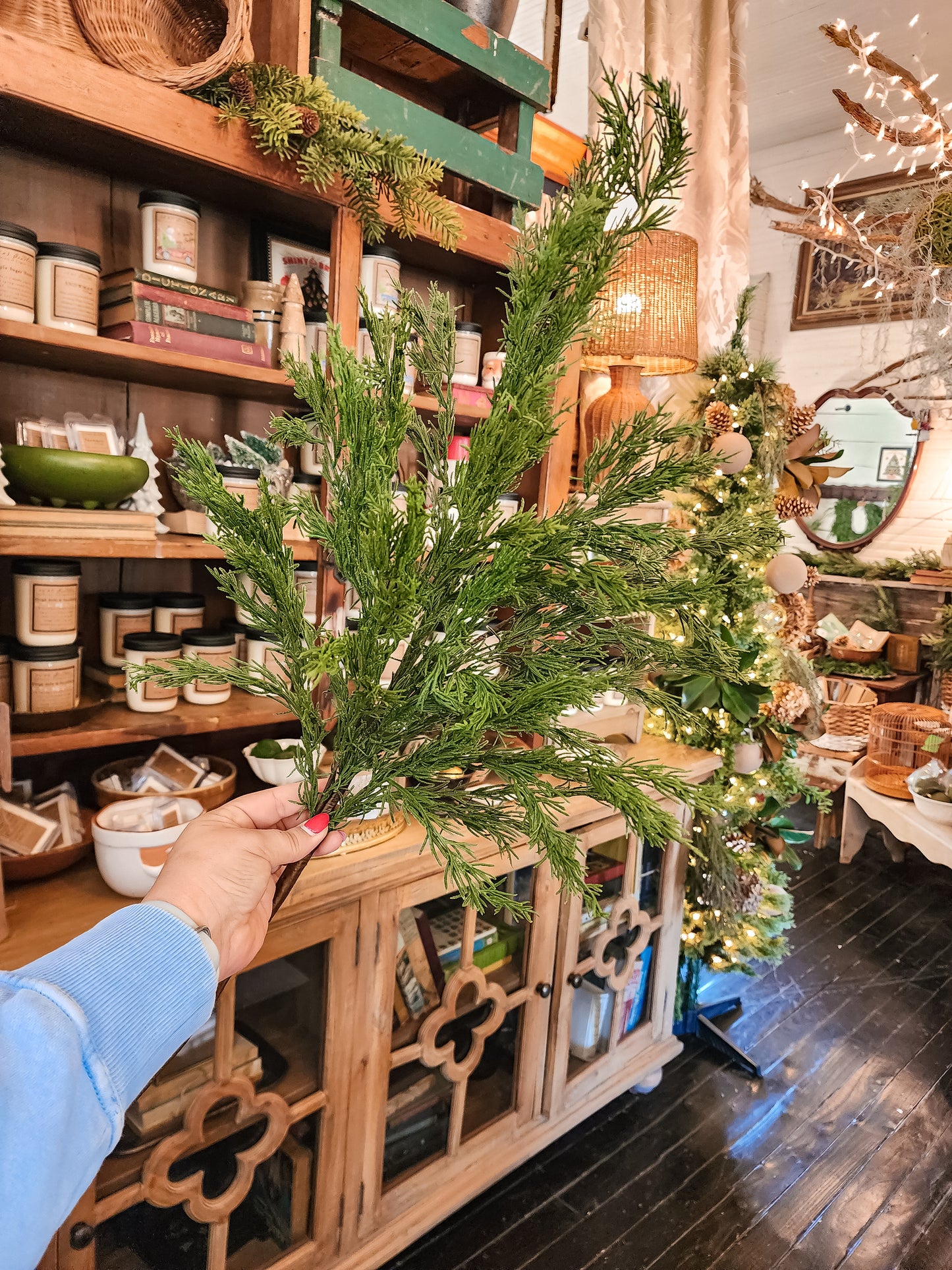 Splendor Cedar Stem (Real Touch)