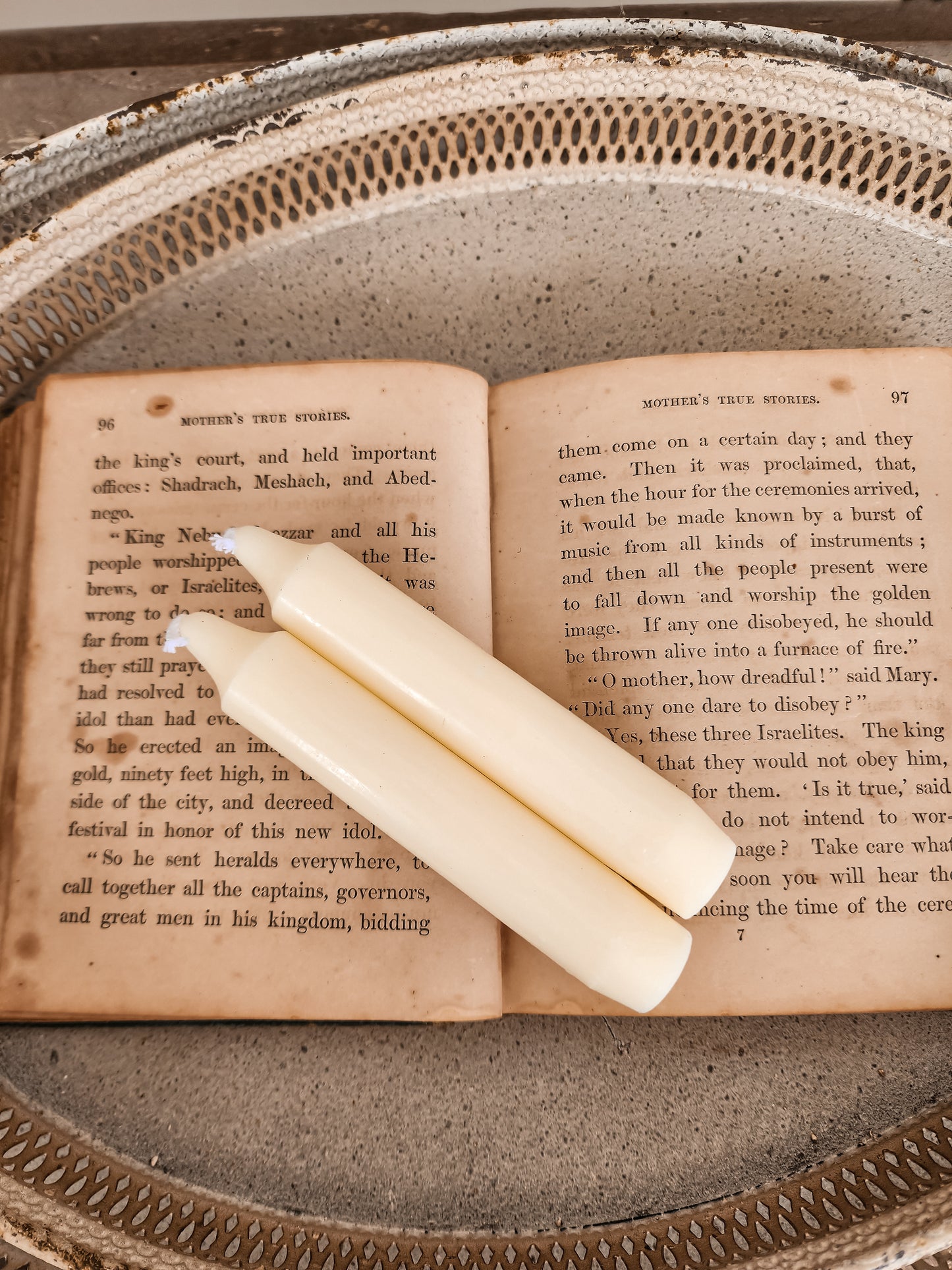 Cream Taper Candle Sticks Assorted Size (Set of 2)