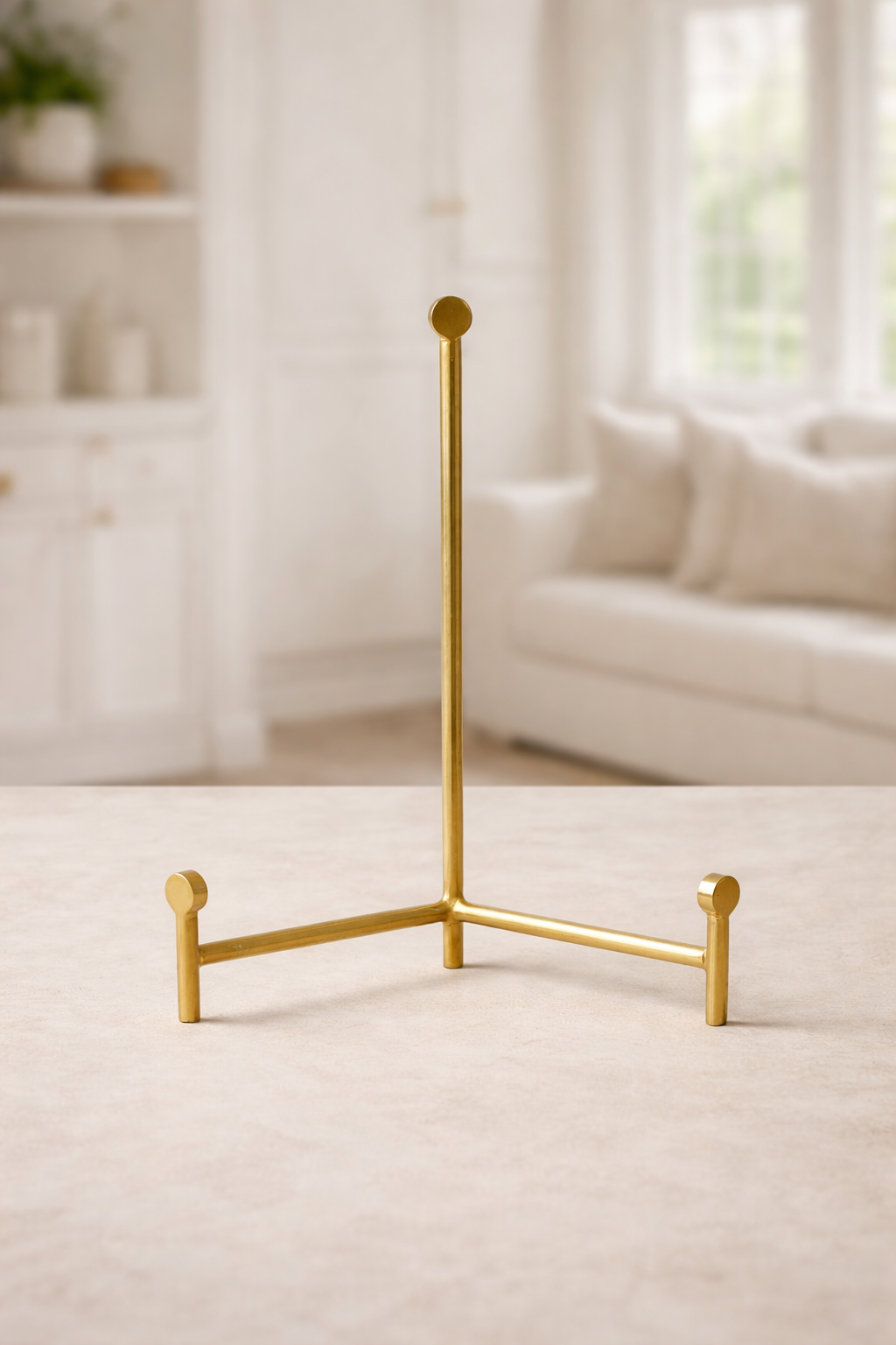 10" Brass Easel