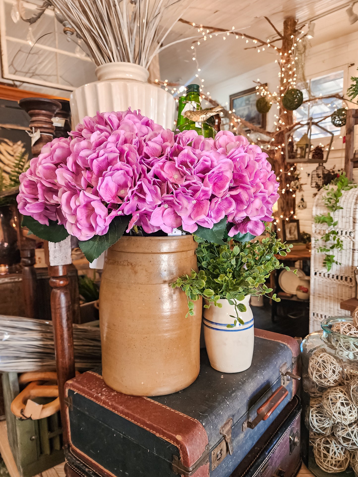 Maddy Blooming Hydrangeas (Assorted)