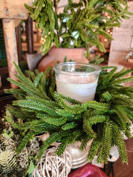 Small Norfolk Candle Wreath (Real Touch)