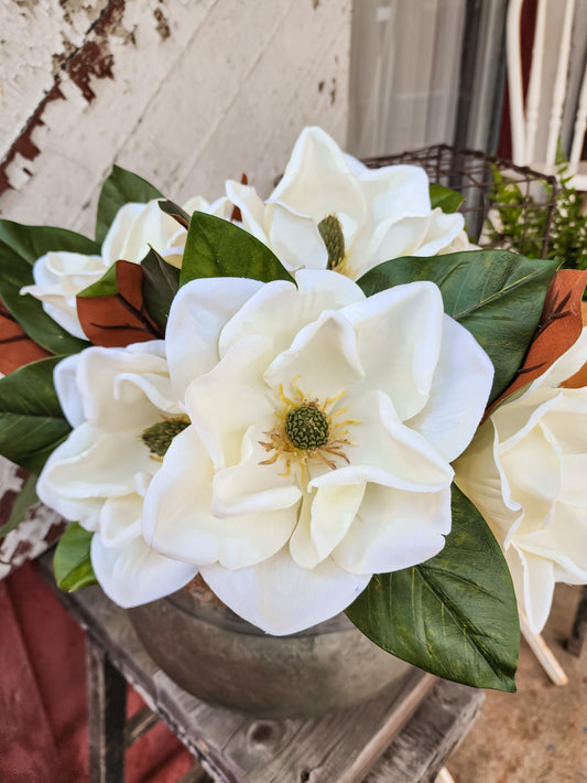 Marly Magnolia Stem