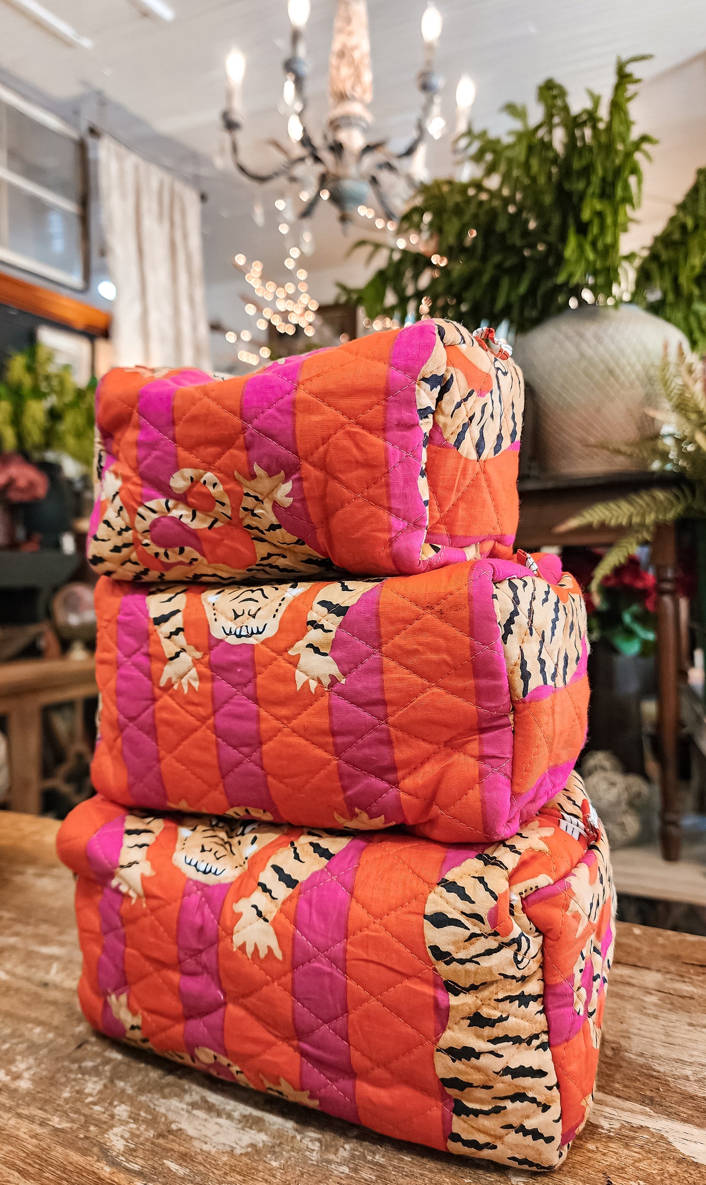 Tiger Striped Quilted Travel Case (Assorted Size)