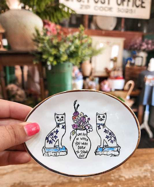 Oval Trinket Dish with Cats