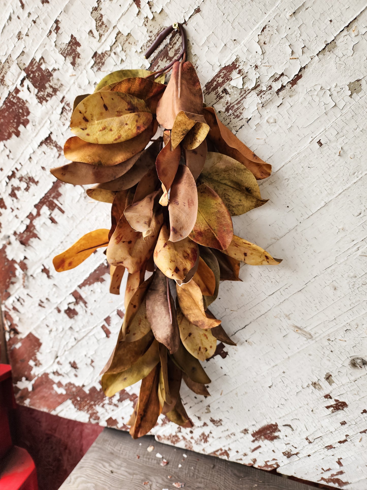 Magnolia Leaf Teardrop (Assorted)