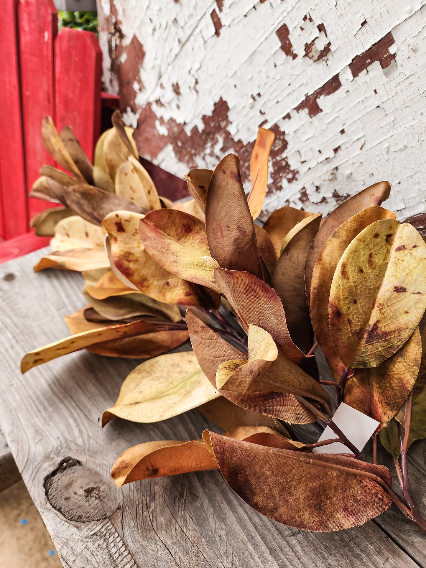Magnolia Leaf Teardrop (Assorted)