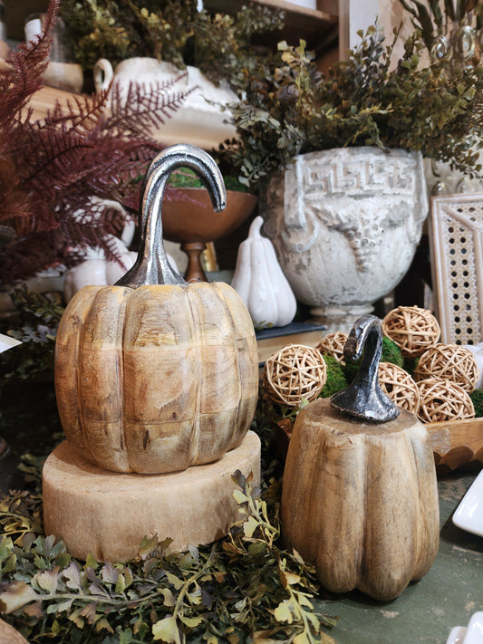 Leo Mango Wood Pumpkin With Aluminum Handle