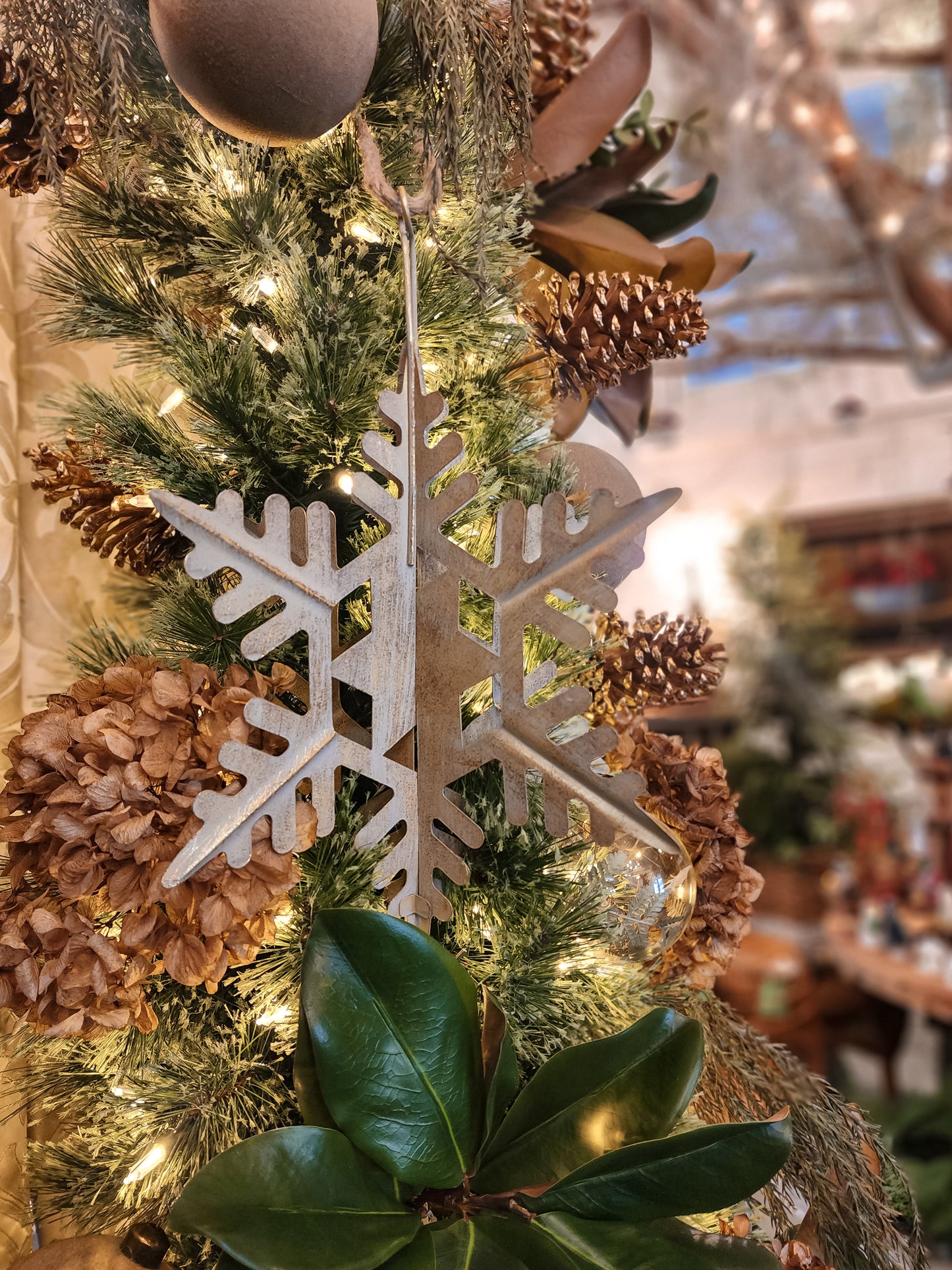 Hanging Metal Snowflake Ornament/ Dough Bowl Filler