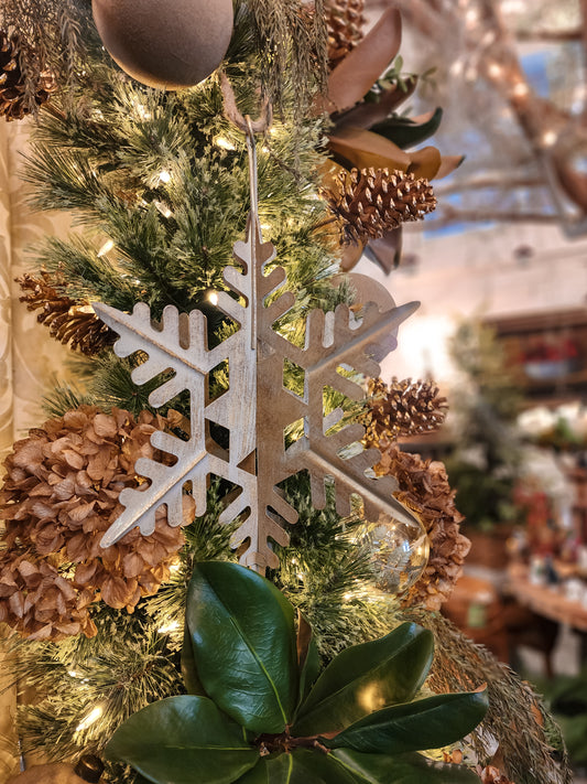 Hanging Metal Snowflake Ornament/ Dough Bowl Filler