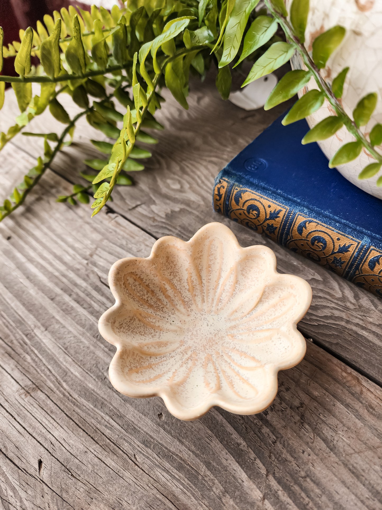 Honey Brown Floral Trinket Dish