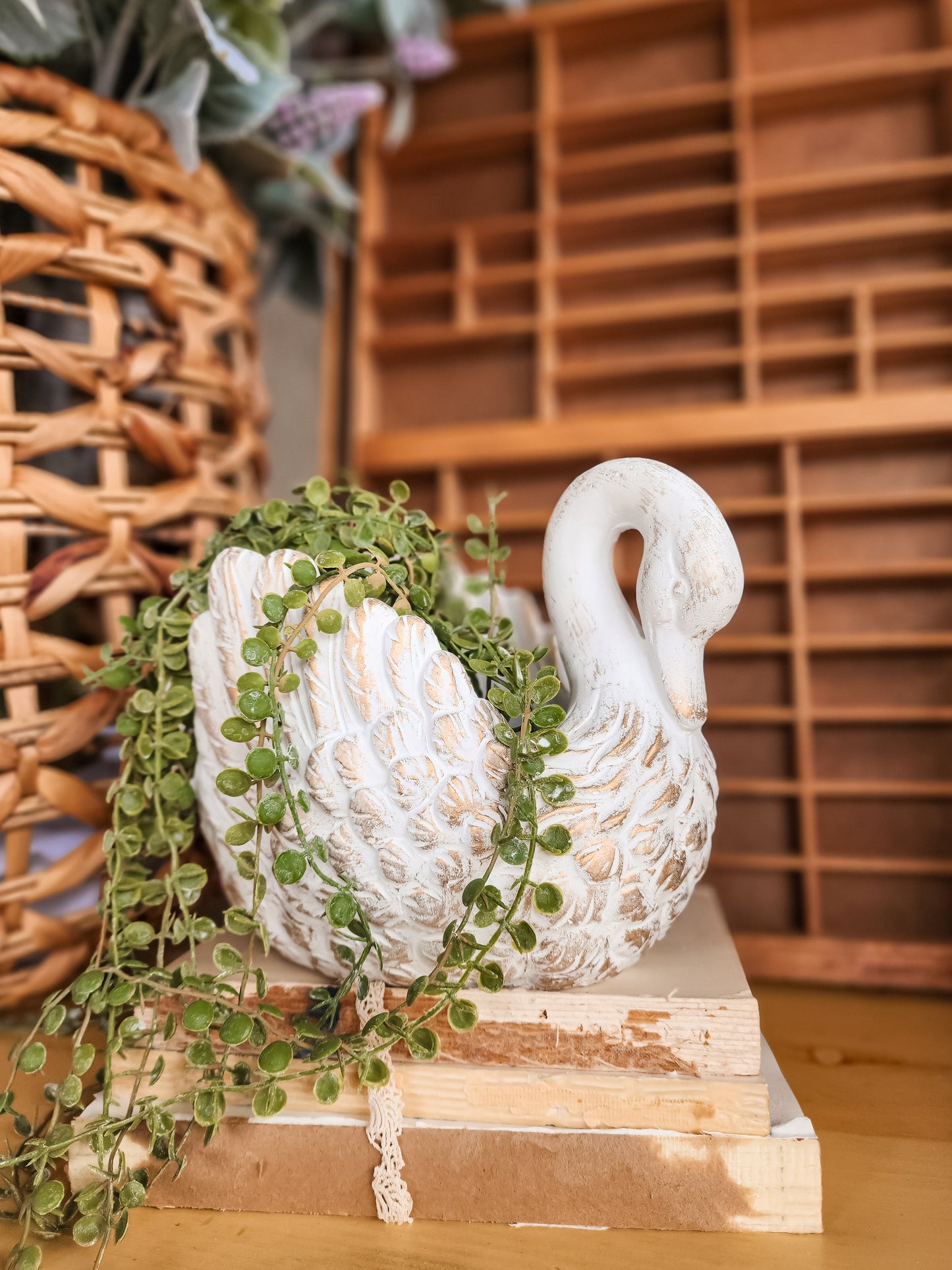Yvonne Cement Swan with Gold Detail