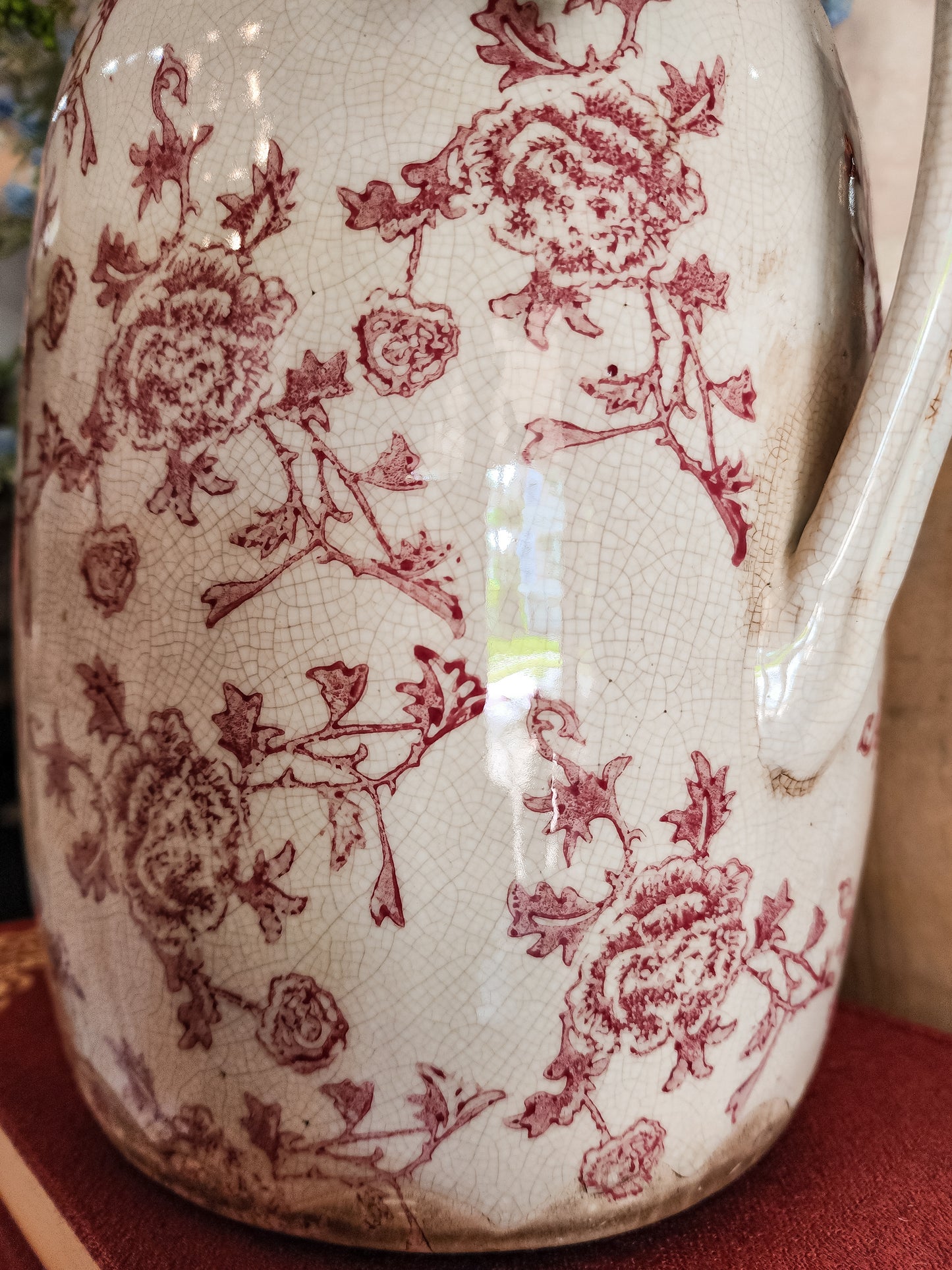 Red Heritage Handled Vase