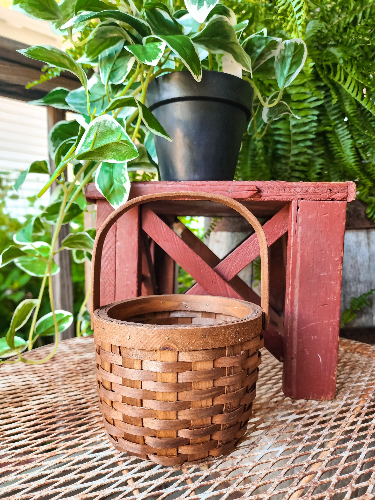 Short Round Basket (R)