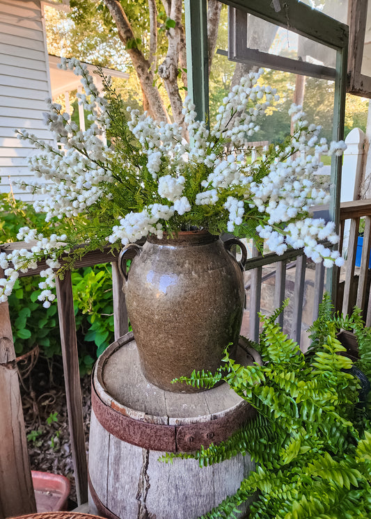 26" White Babies Breath Spray