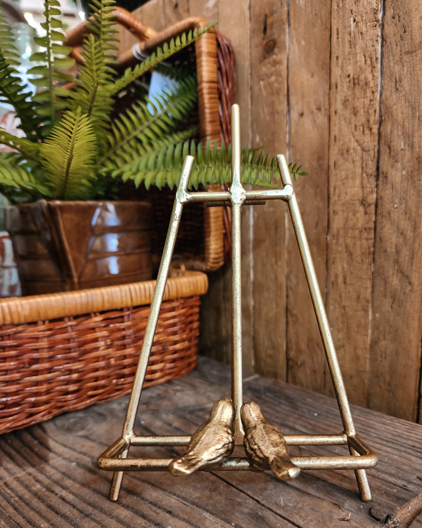 Metal Bird Easel