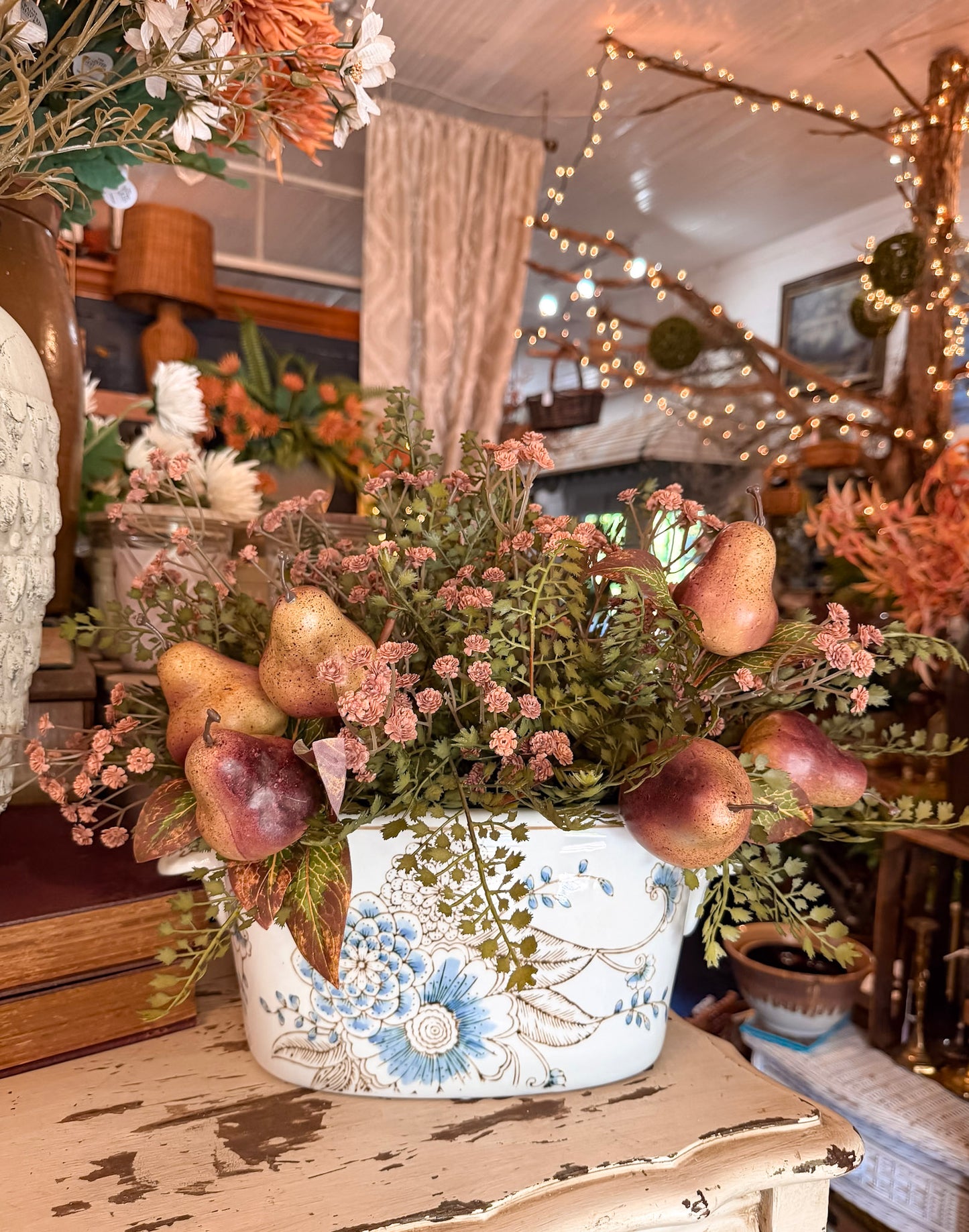 Vintage Style Floral Planter Situation