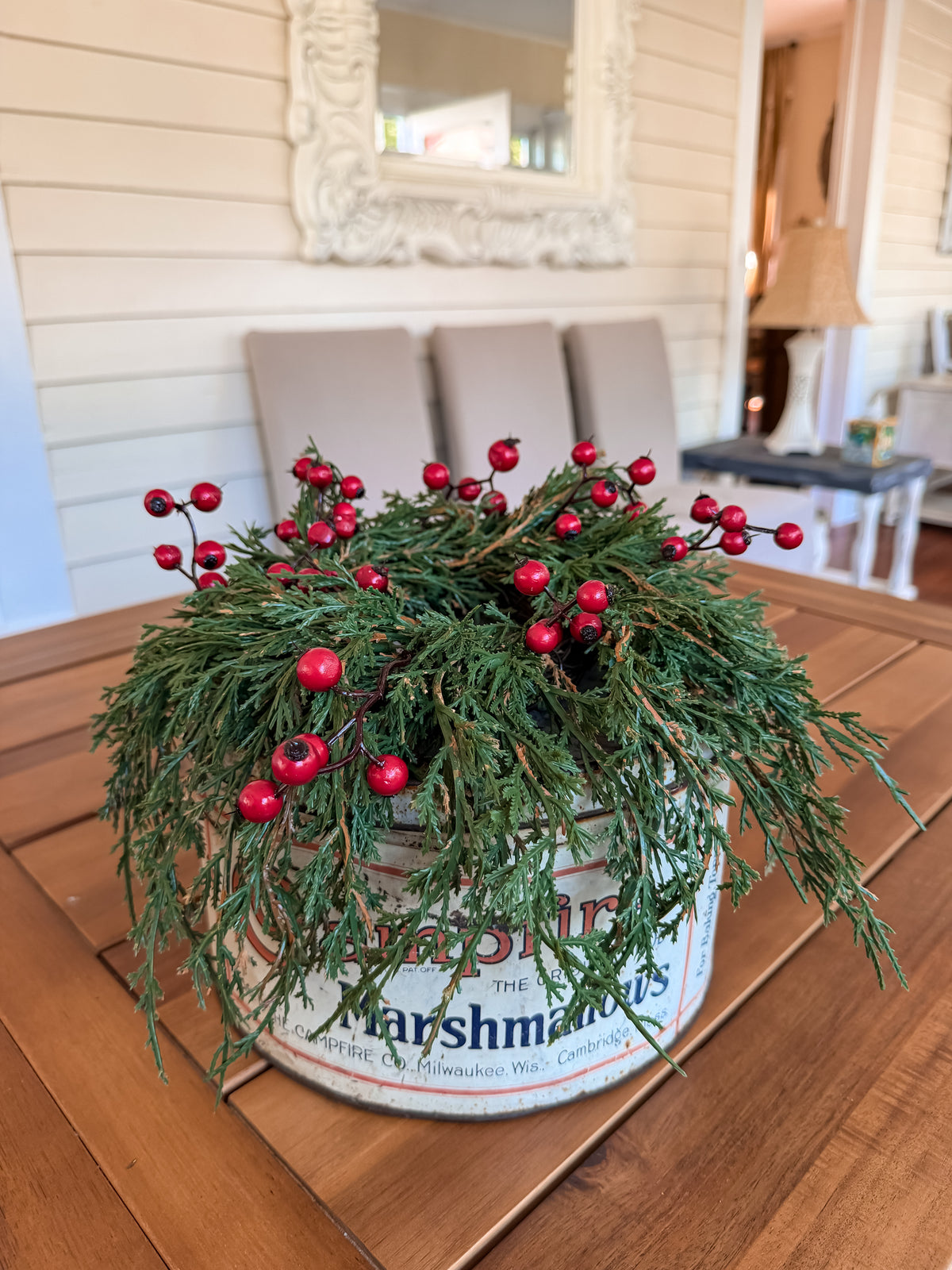 Yuletide Berry Candle Ring | 12"