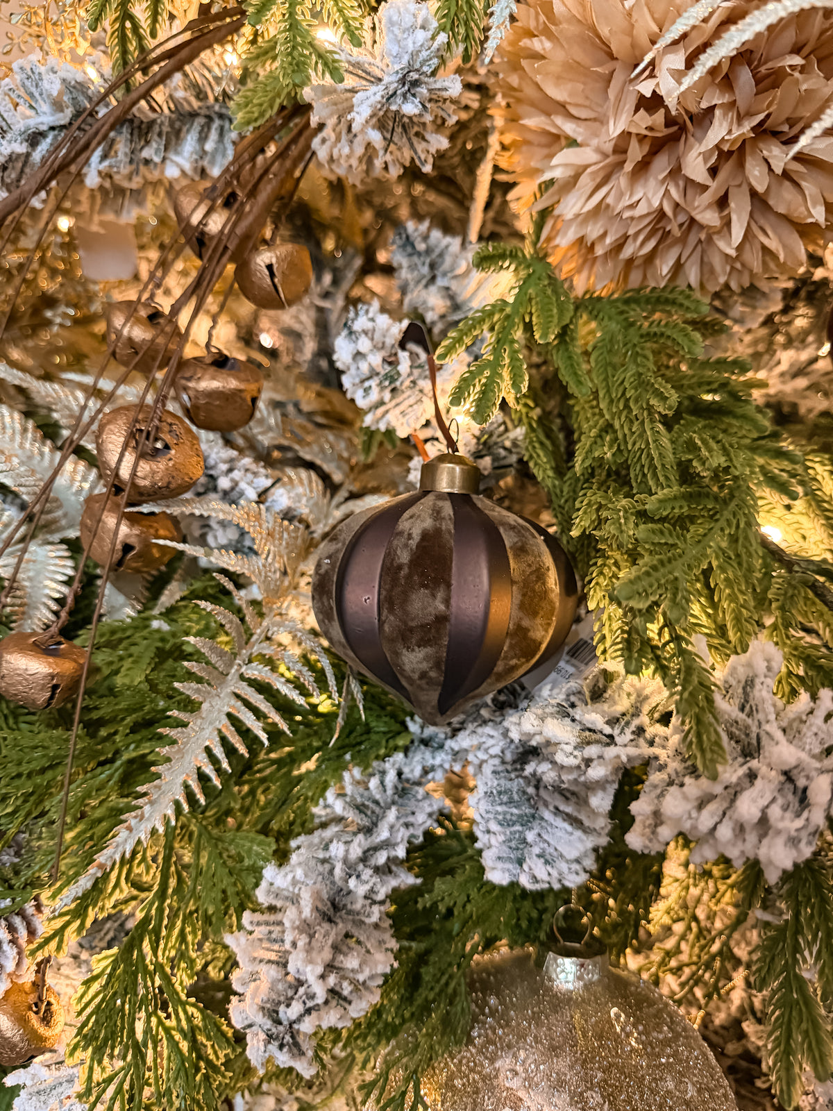 Velvet & Glass Teardrop Ornament