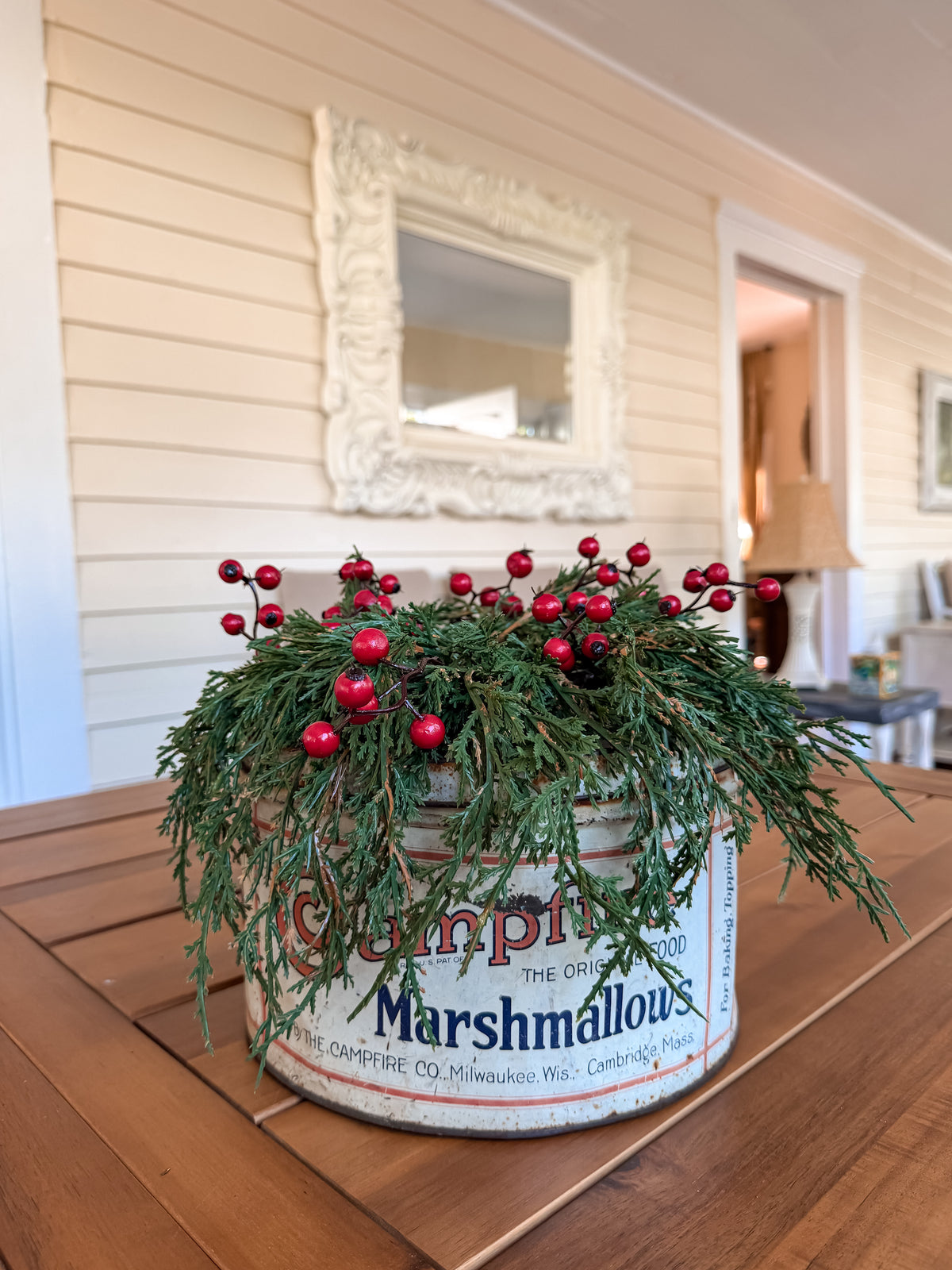 Yuletide Berry Candle Ring | 12"