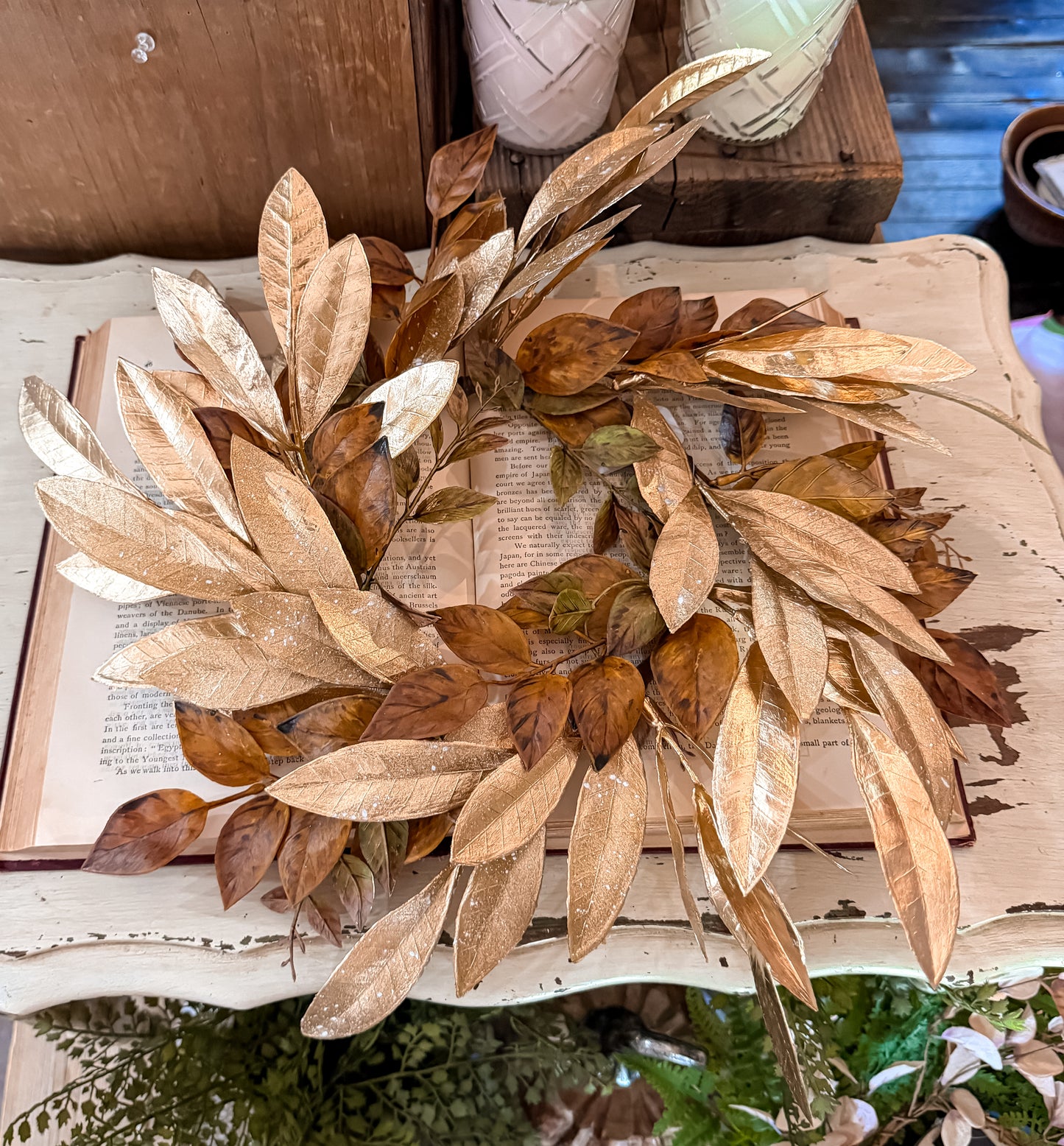 18" Mixed Bay Leaf Wreath