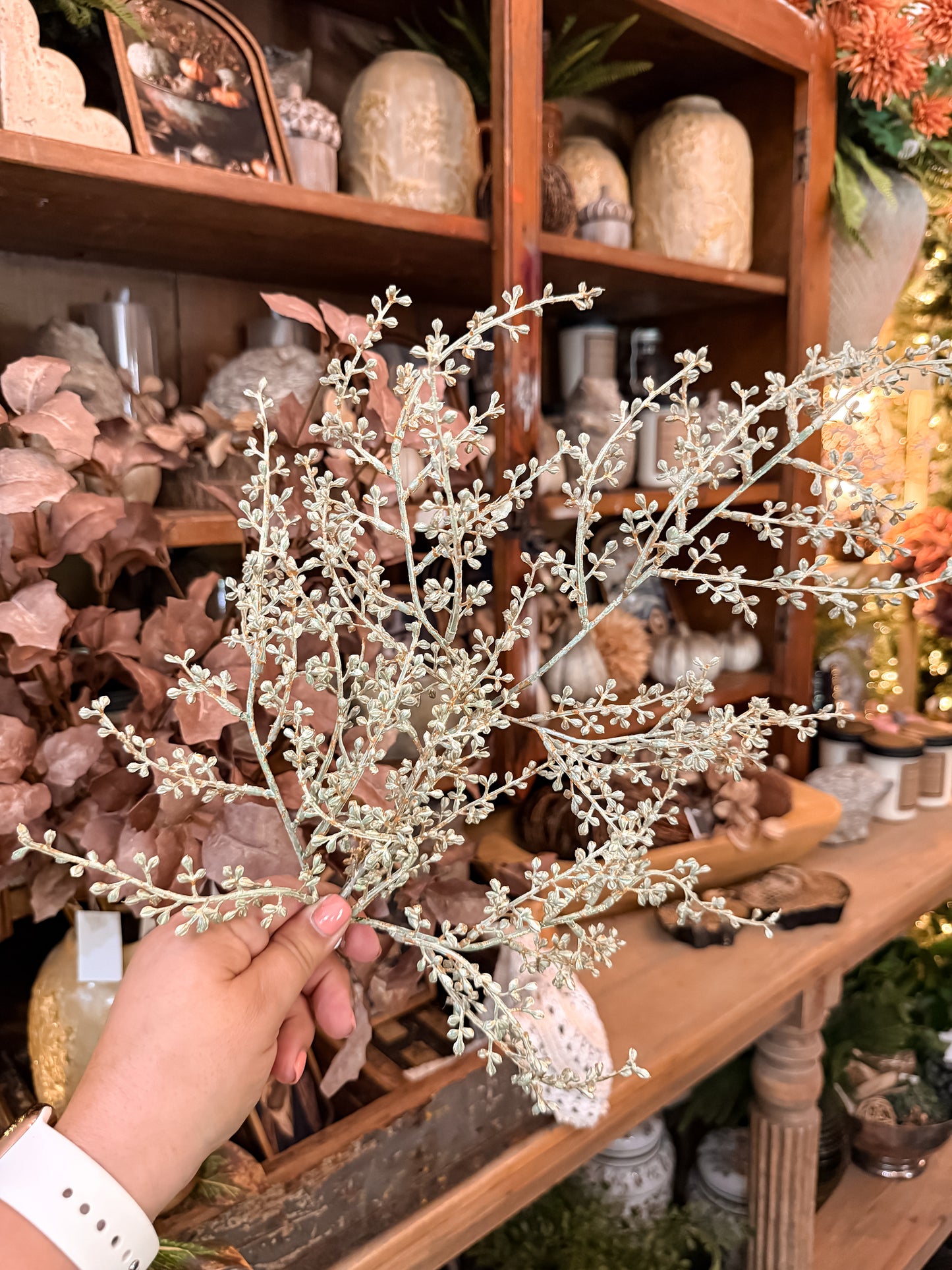 23" Sage & Gold Seed Spray