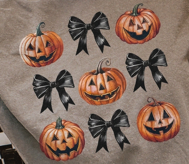 Pumpkin & Bow Tee (Espresso)