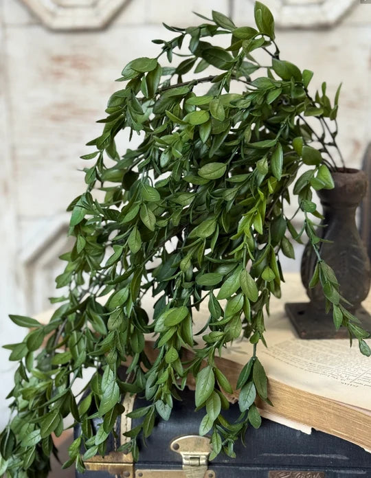 28” Mini Leaf Greenery Drop