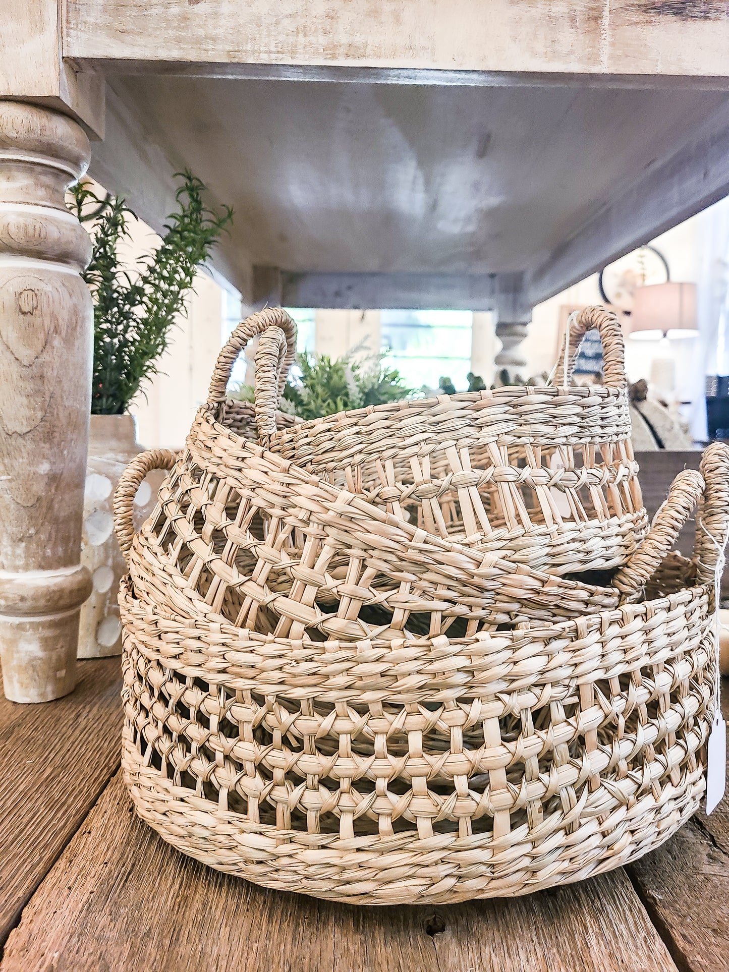 Round Seagrass Baskets With Handles